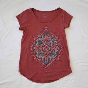Lucky Brand Burgundy T-shirt Mandala Design Cap Sleeve Very Soft ~ Sz XS